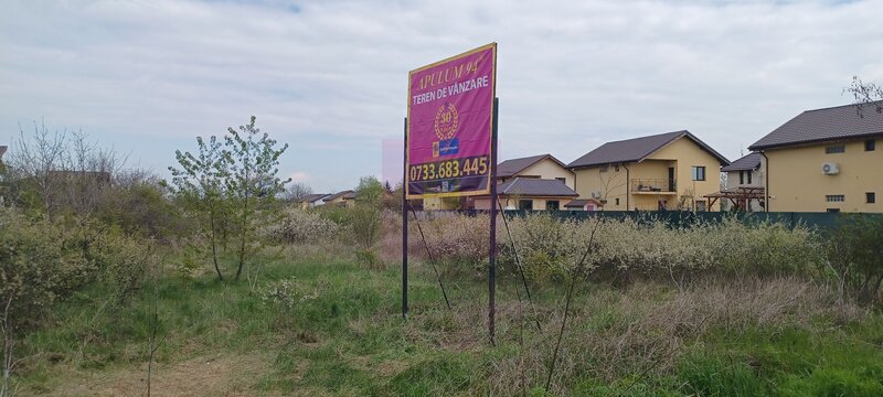 Sabareni, teren intravilan 3767 mp, cu utilitati